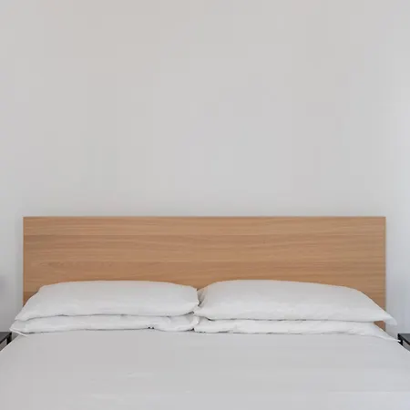 Iflat Bright Brand New 3-bedroom In Monti