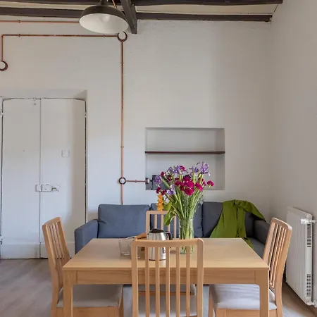 Iflat Bright Brand New 3-bedroom In Monti *