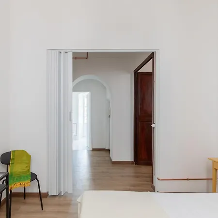 Iflat Bright Brand New 3-bedroom In Monti Roma