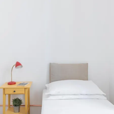 Iflat Bright Brand New 3-bedroom In Monti