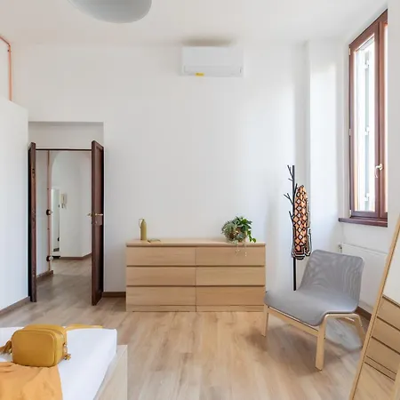 Iflat Bright Brand New 3-bedroom In Monti